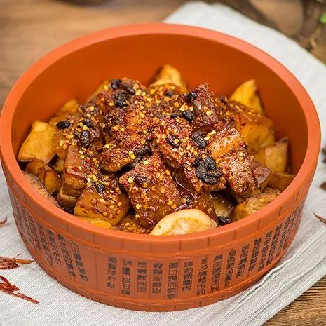 Northwestern-Style Claypot Pork Stew