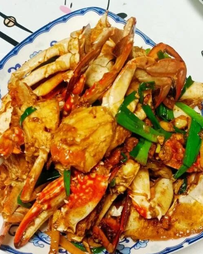 How to Make Cantonese Ginger-Scallion Crab: A Wok-Tossed Classic
