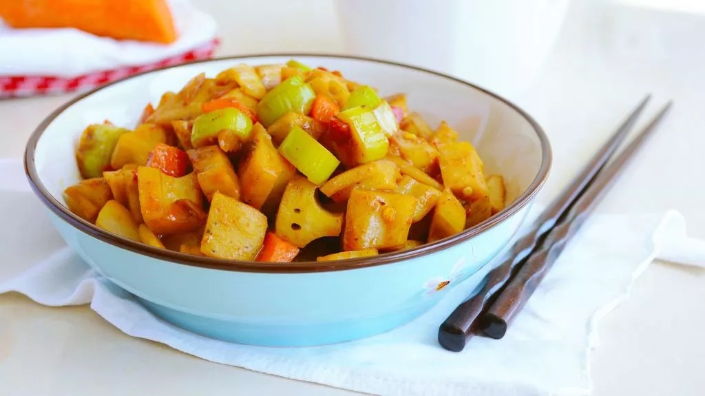 Vegetarian Chinese Home-Style Lotus Root Cubes